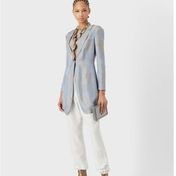 Giorgio Armani Runway STUNNING Size 46 Sold Out!!! Spring Summer collection 2023 - Picture 7 of 13